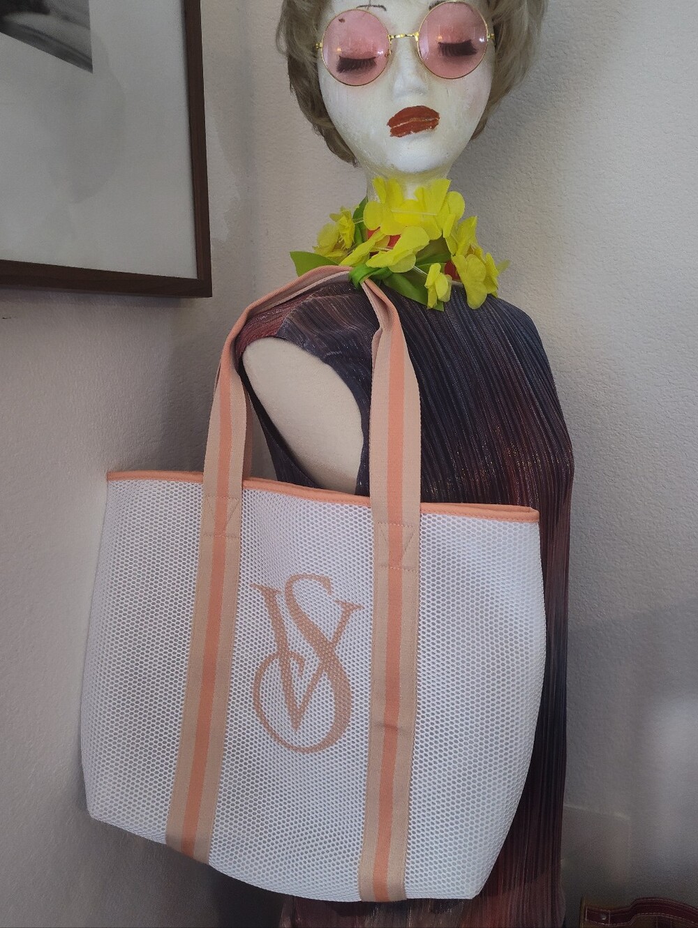 Victoria's Secret White Mesh Spa Tote with Peach Trim and Monogram 21 X 16 EUC